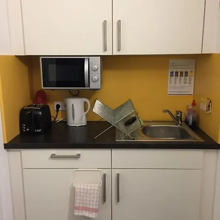 Apartmentvermietung Ingrid Bolkart - Landleben 6 * Illertissen