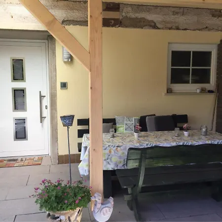 Apartmentvermietung Ingrid Bolkart - Landleben 6 *